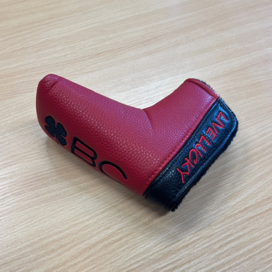 Black Clover Blade putterinsuojus- red-black